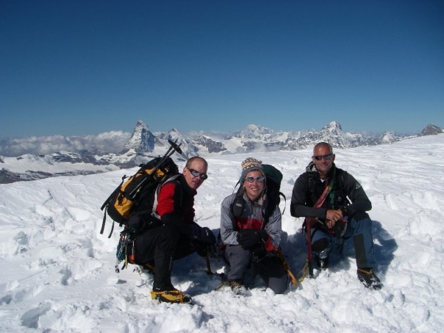 alphubel4206m.jpg