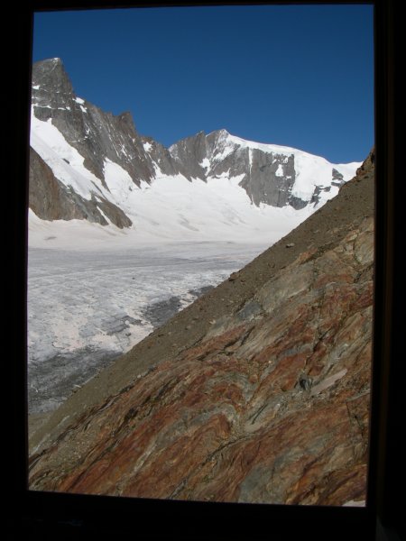 blickausmeinemfensterhintendasfiescherhorn.jpg
