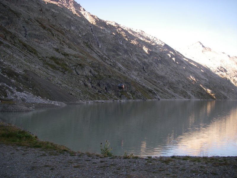 dakommtderheli.jpg