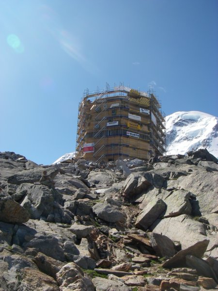 wirgehenmalwiederbaustellegucken.jpg